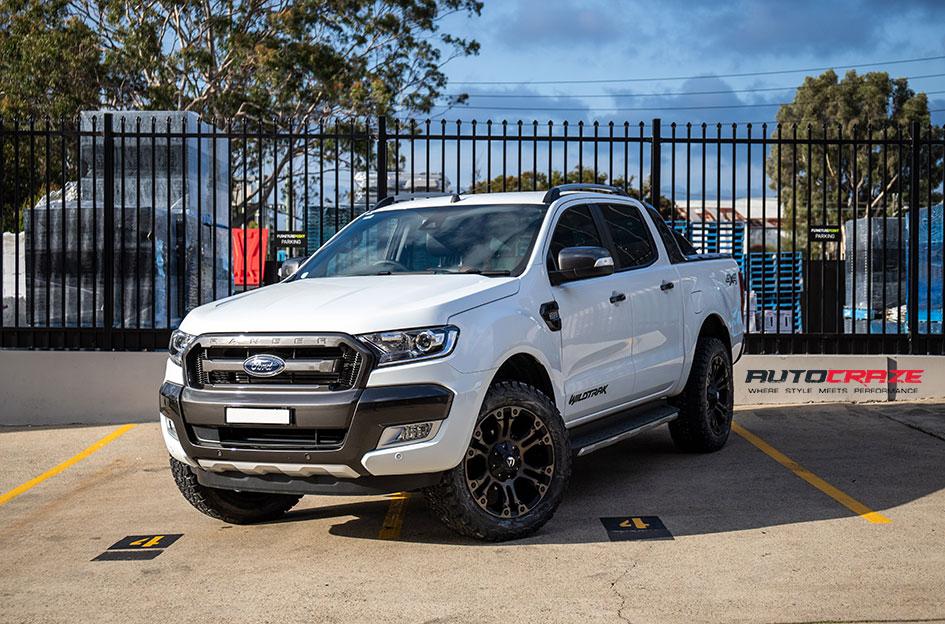 FORD-RANGER-VAPOR-BLACK-MACHINED-WITH-DARK-TINT